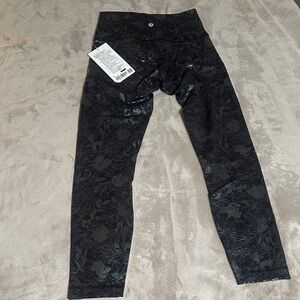 Black Floral Women's Lululemon leggings
